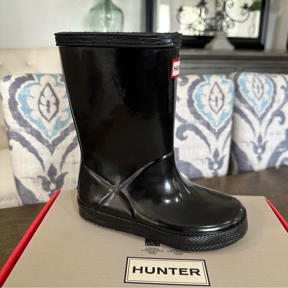 NIB Hunter 'First Gloss' Black Rain Boot Toddler Multiple Sizes 8 and 9 - Picture 1 of 14